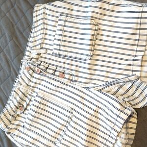 Judy Blue shorts white with blue stripes button fly 2xl